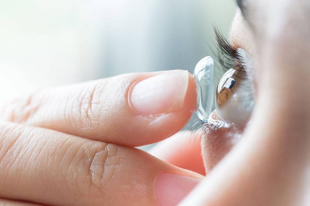 A guide to the types of contact lenses and their price